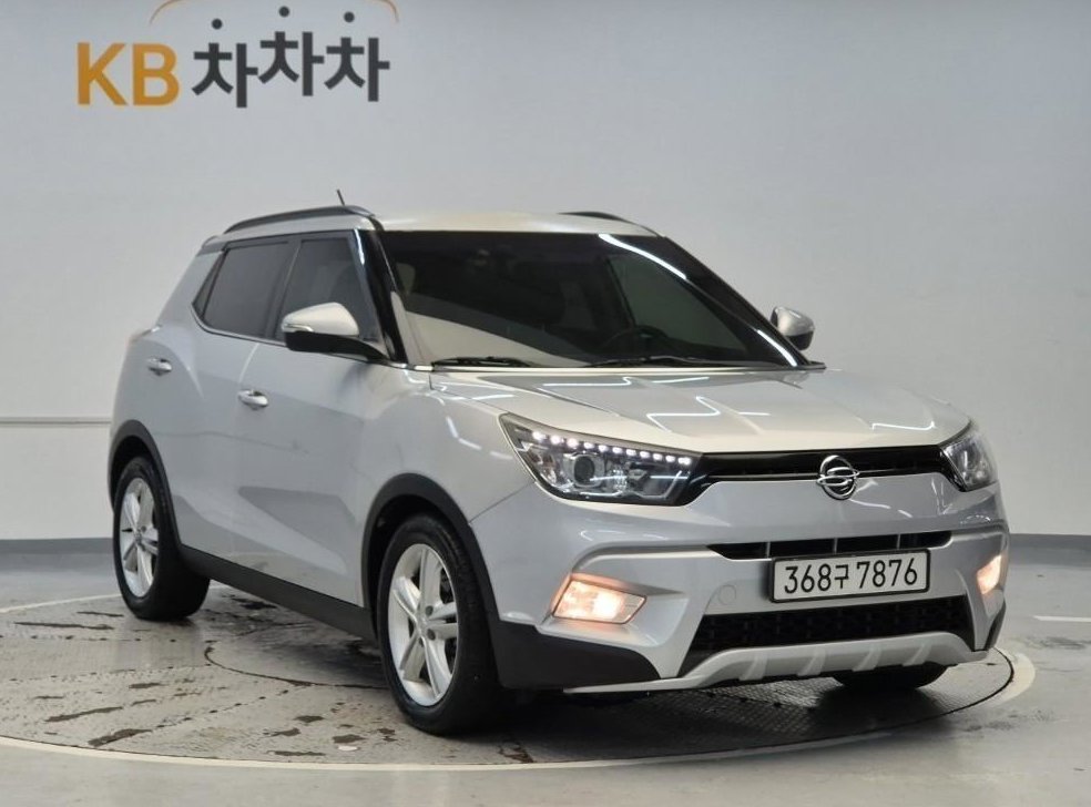 KG모빌리티(쌍용)  티볼리 디젤 2WD 1.6 LX 사진 4
