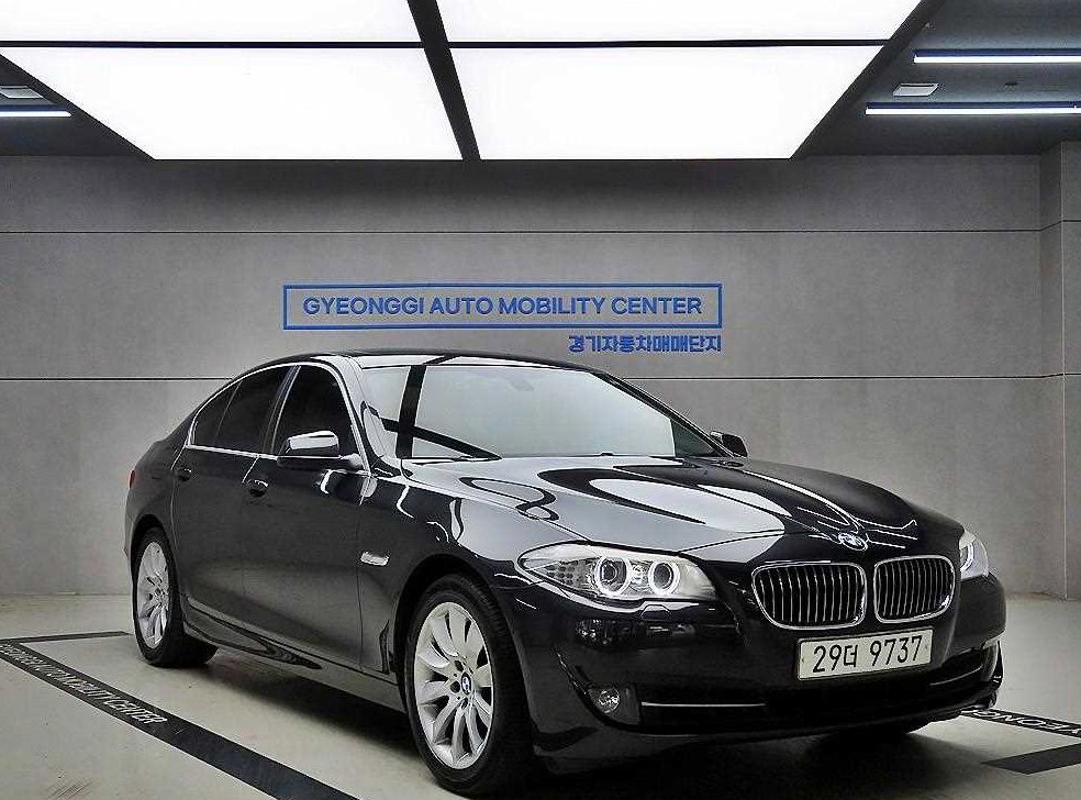 BMW 5시리즈 528i
