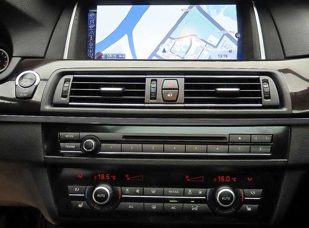 BMW 5시리즈 528i 사진 13