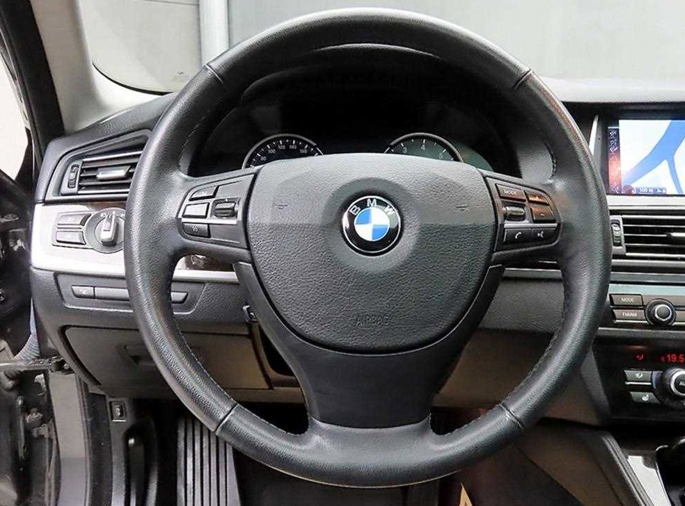 BMW 5시리즈 528i 사진 9