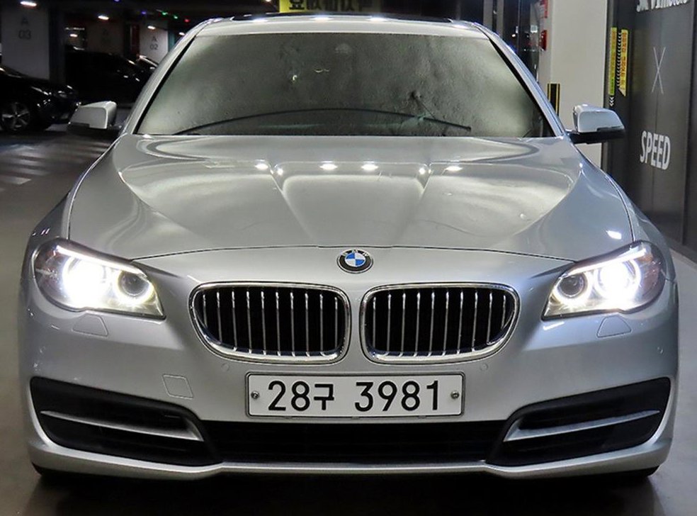 BMW 5시리즈 528i 사진 2