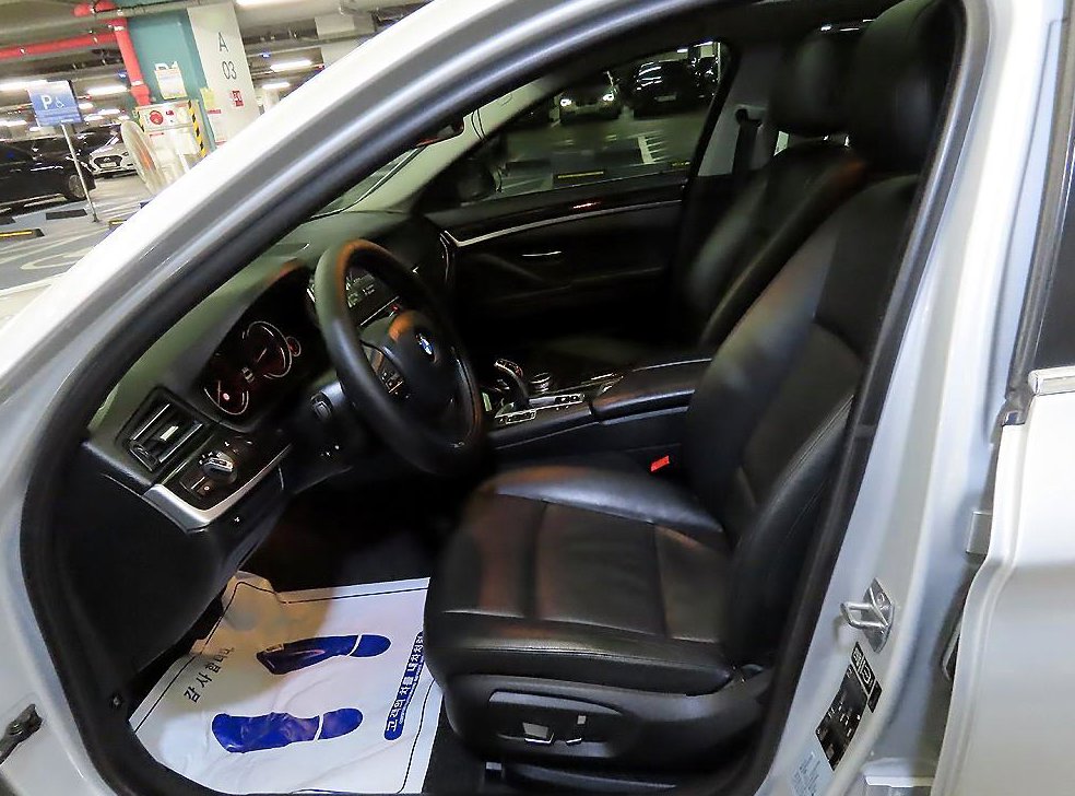 BMW 5시리즈 528i 사진 6