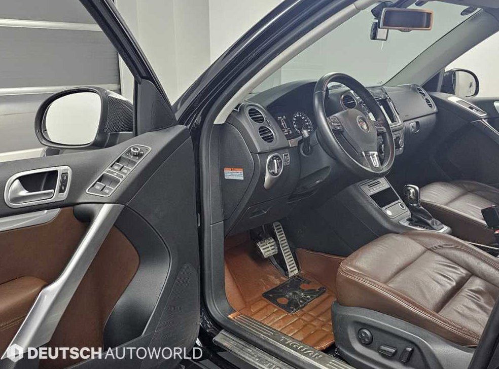 폭스바겐 티구안 2.0 TDI 컴포트 사진 11
