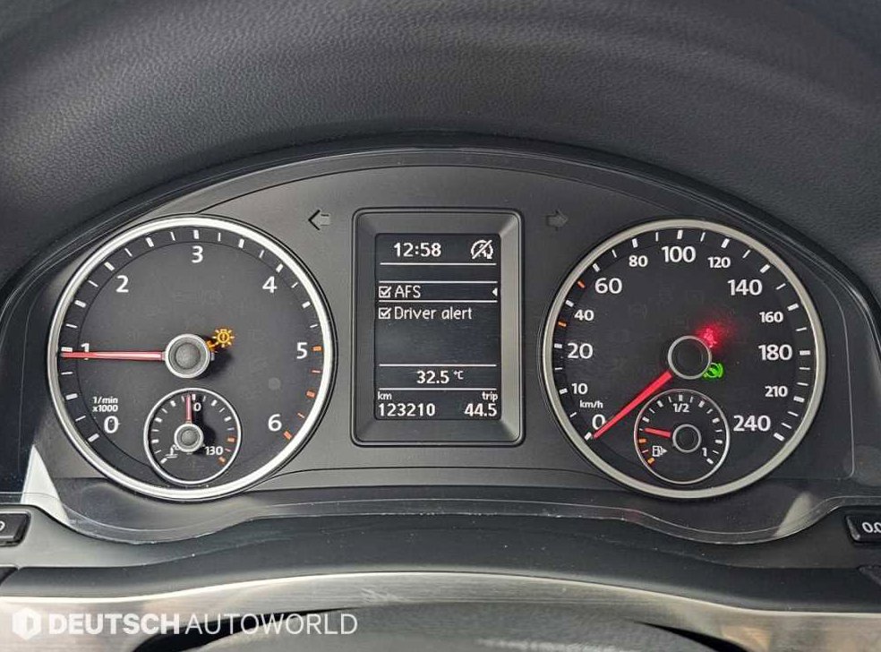 폭스바겐 티구안 2.0 TDI 컴포트 사진 8