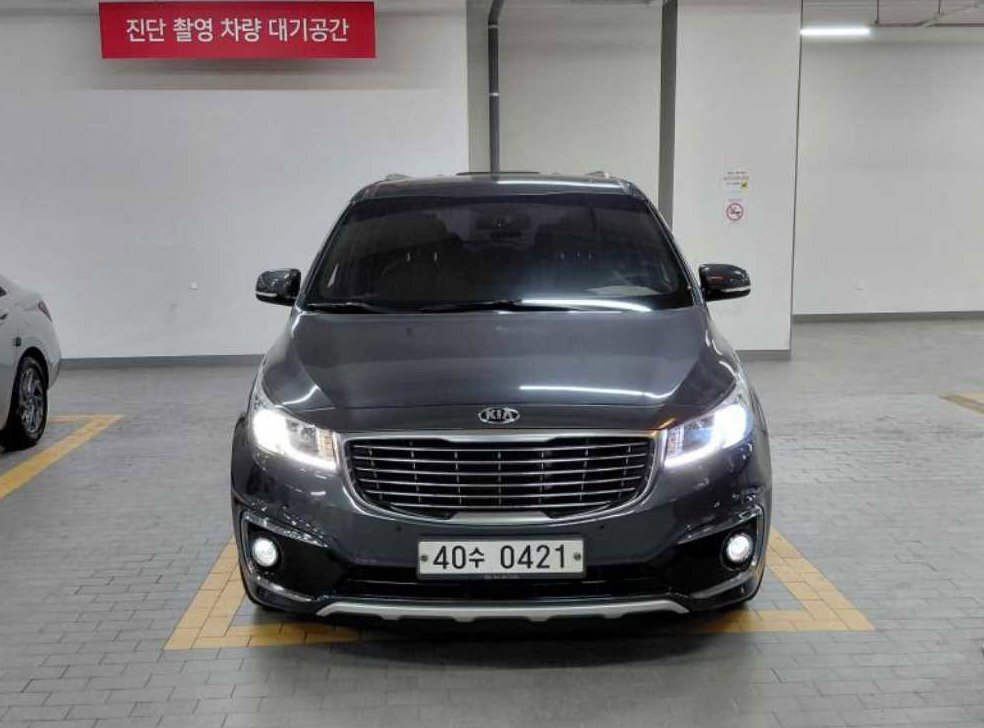 기아 카니발 디젤 9인승 프레스티지 사진 3