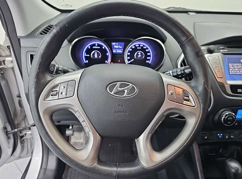 현대 투싼 4WD VGT LMX20 사진 9