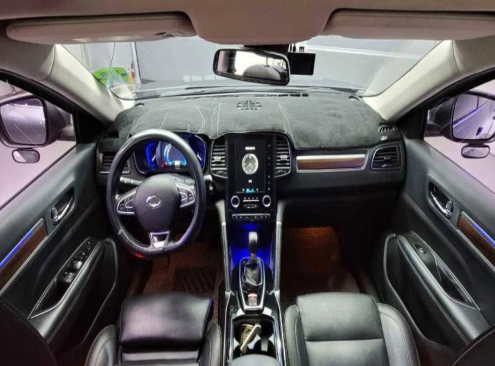 르노코리아(삼성) QM6 2.0 LPe RE 시그니처 2WD 사진 8
