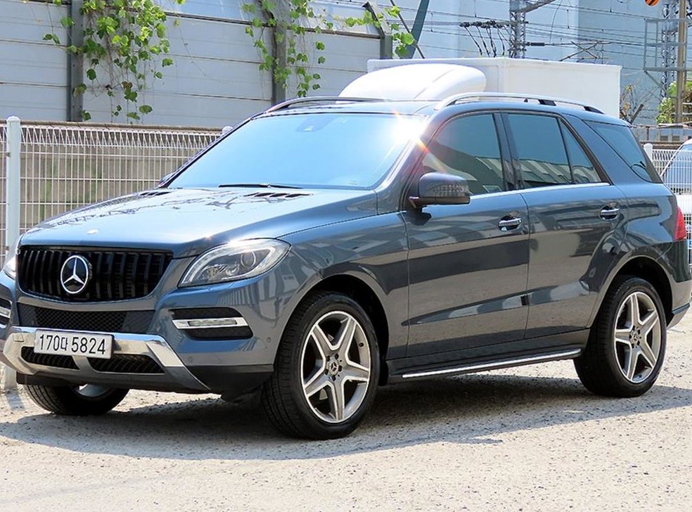 벤츠 M 클래스 ML350 블루텍 4매틱 사진 2