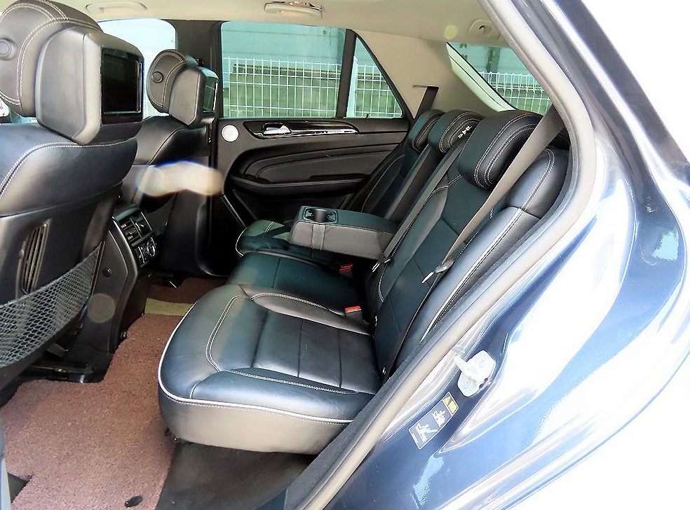 벤츠 M 클래스 ML350 블루텍 4매틱 사진 6