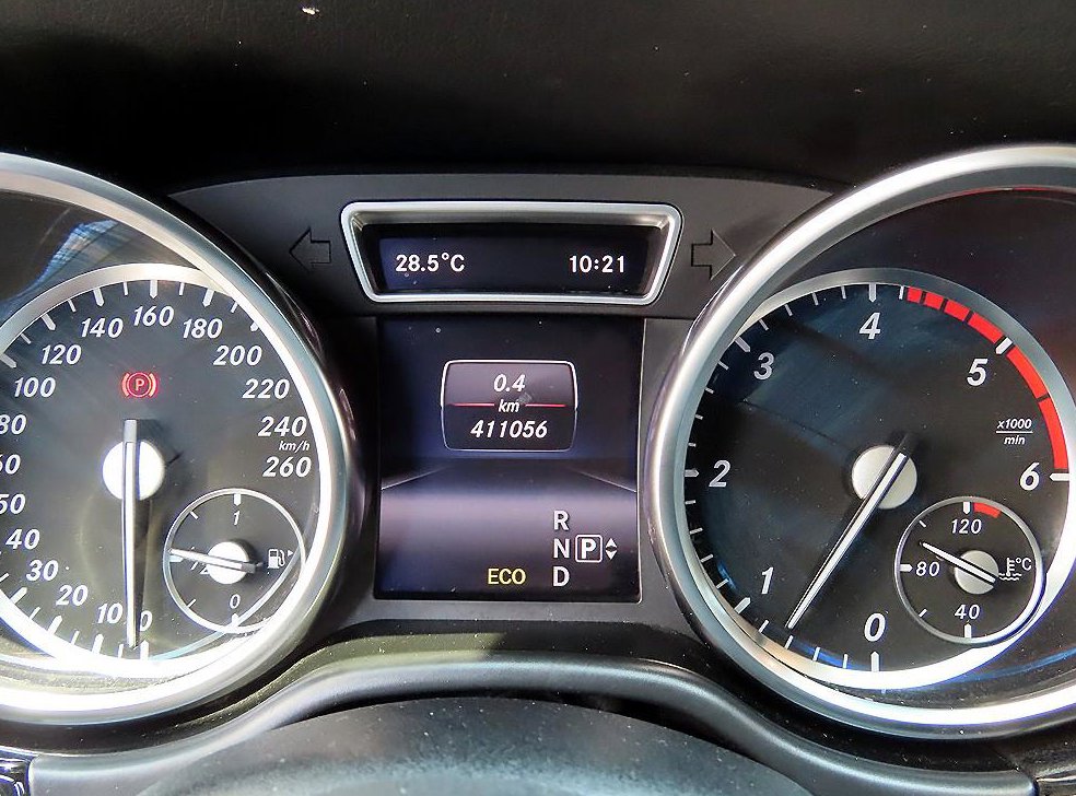 벤츠 M 클래스 ML350 블루텍 4매틱 사진 9