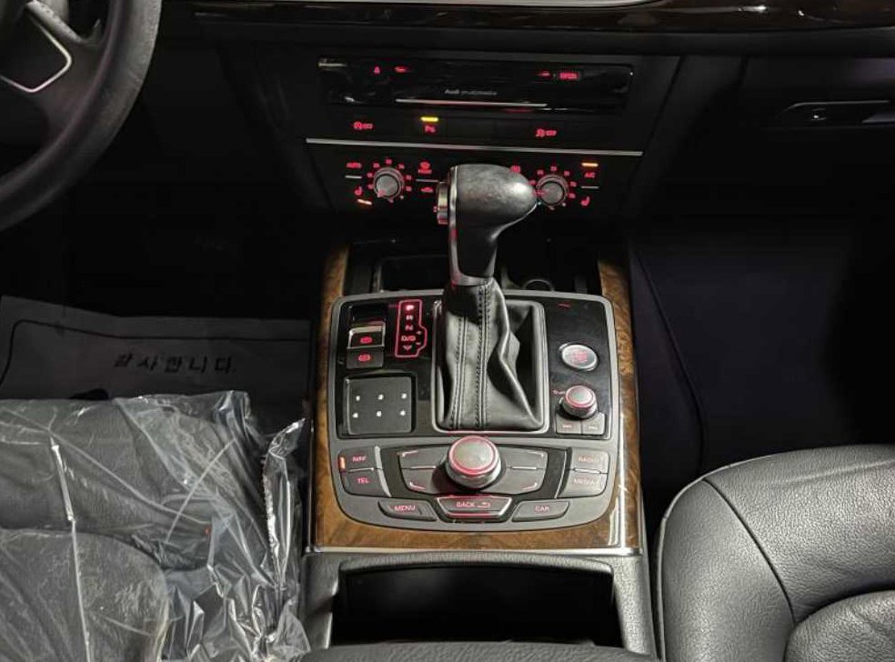 아우디 A6 2.0 TDI 사진 9
