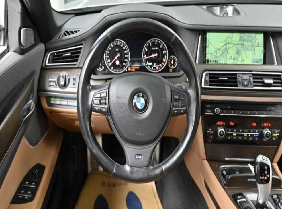 BMW 7시리즈 750 사진 13