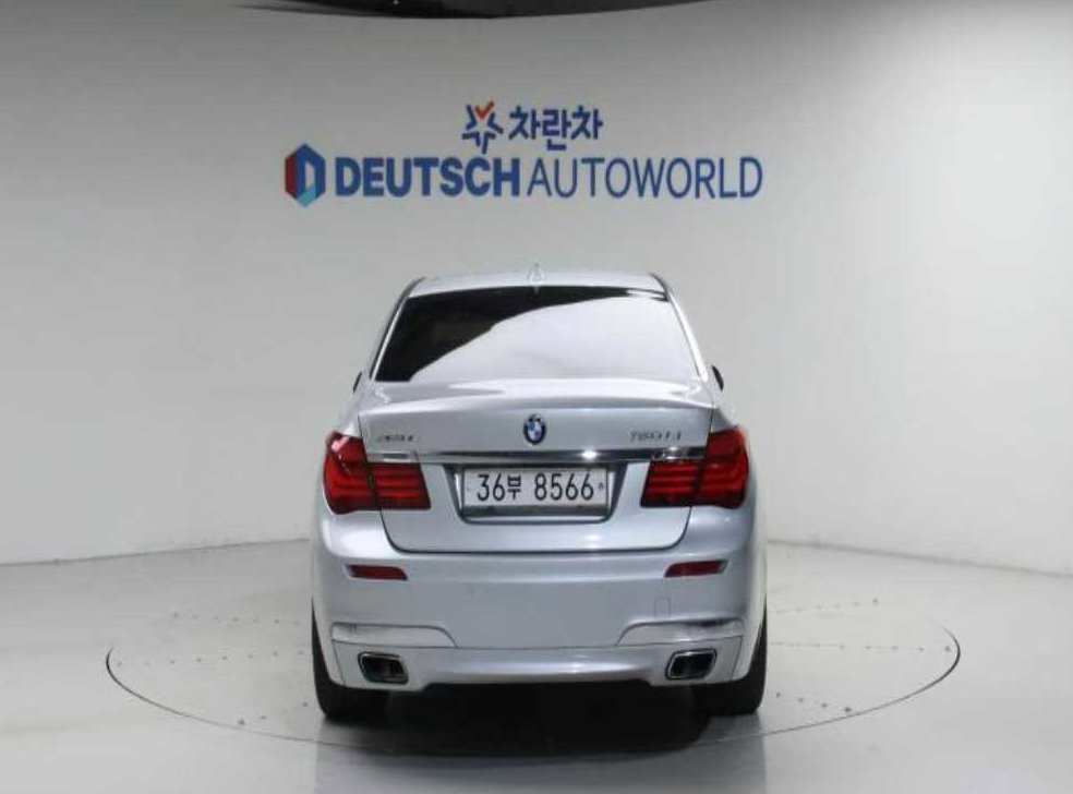 BMW 7시리즈 750 사진 4