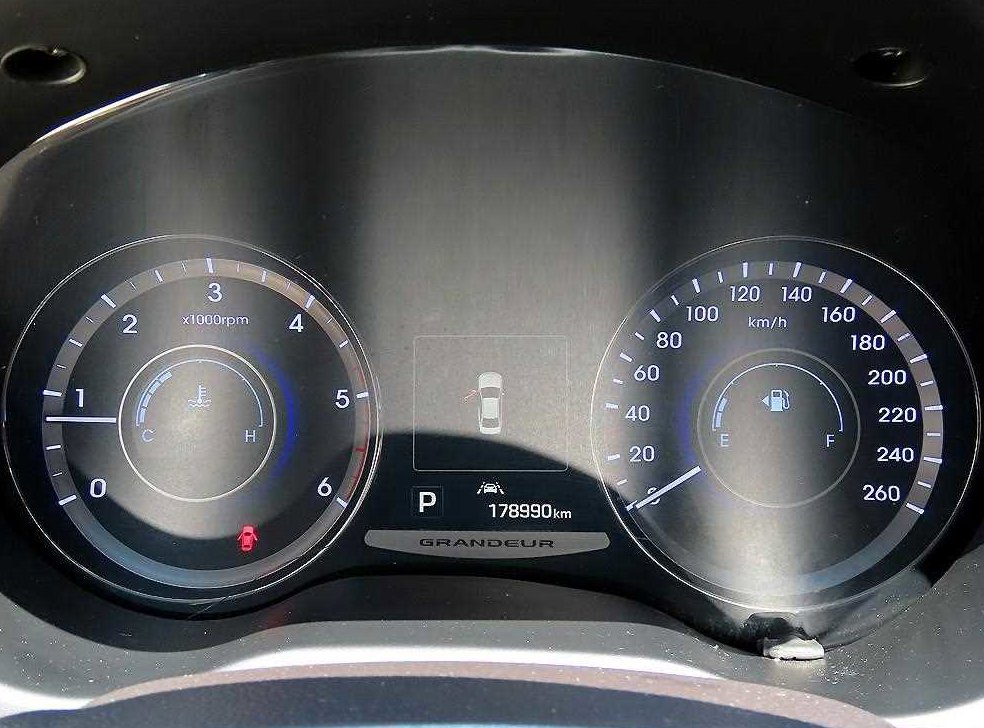 현대 그랜저 HG220 PREMIUM 사진 9