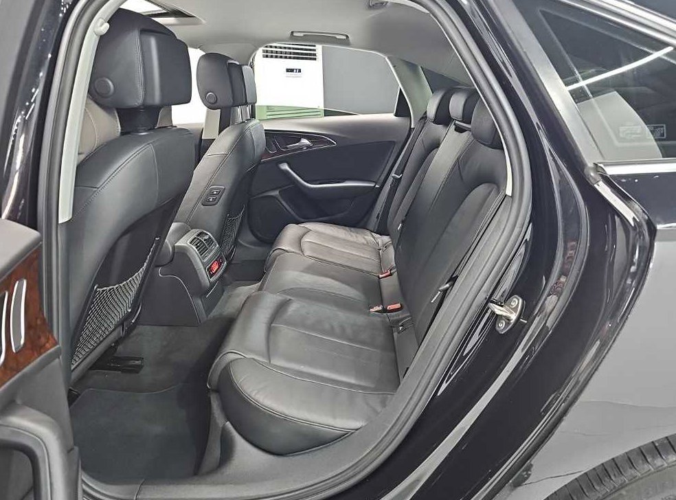 아우디 A6 3.0 TFSI 콰트로 사진 12