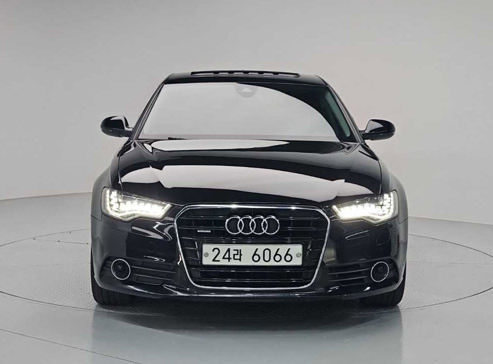 아우디 A6 3.0 TFSI 콰트로 사진 2