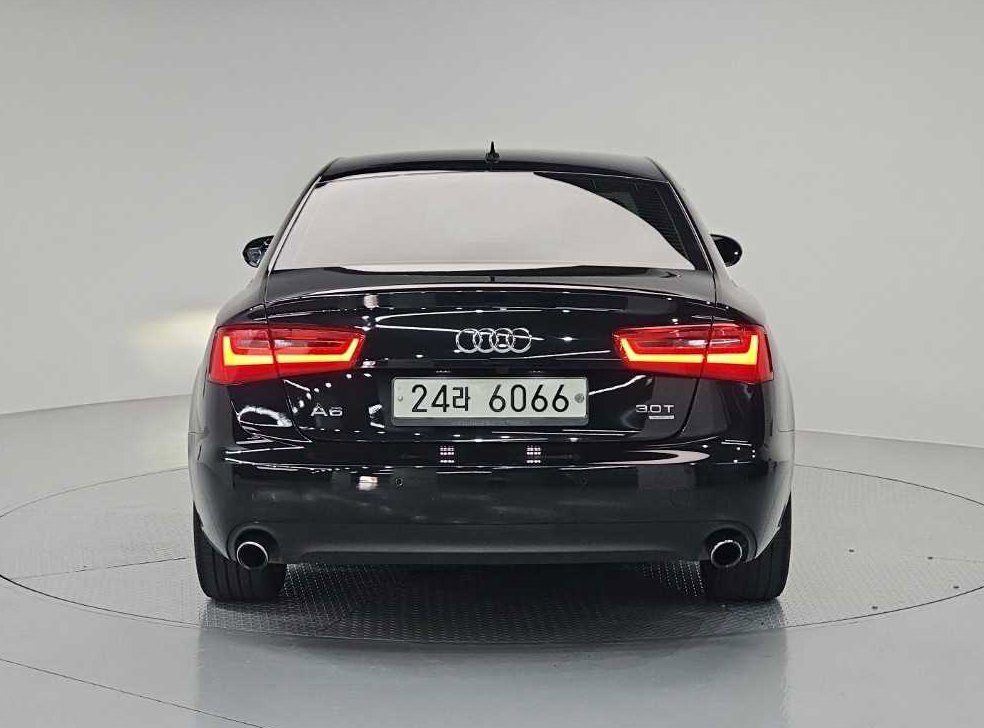 아우디 A6 3.0 TFSI 콰트로 사진 3