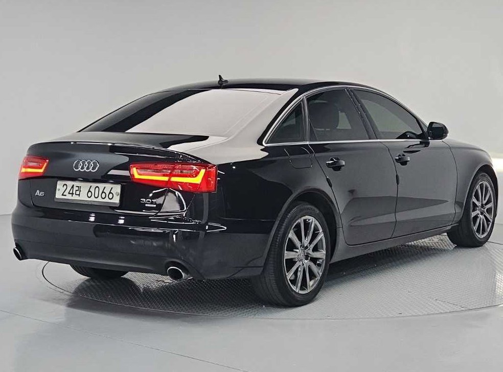 아우디 A6 3.0 TFSI 콰트로 사진 4