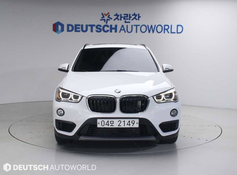 BMW X1 xDrive 18d 사진 3