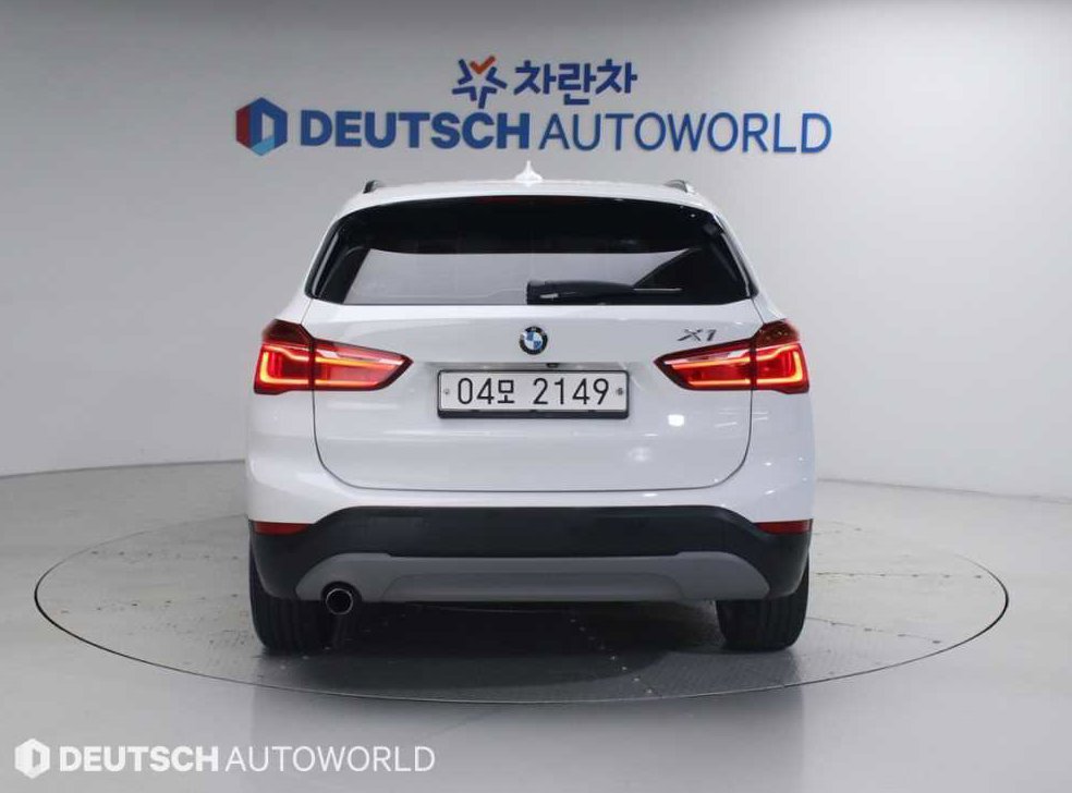 BMW X1 xDrive 18d 사진 4