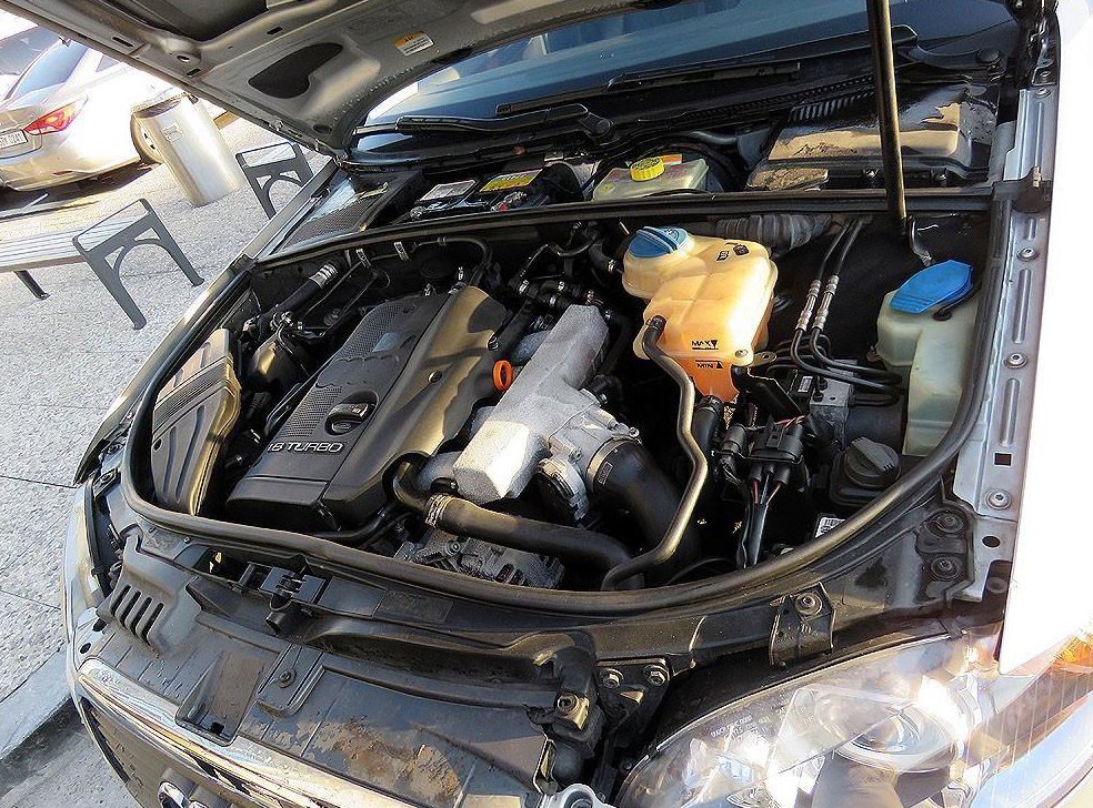 아우디 A4 1.8T 사진 15