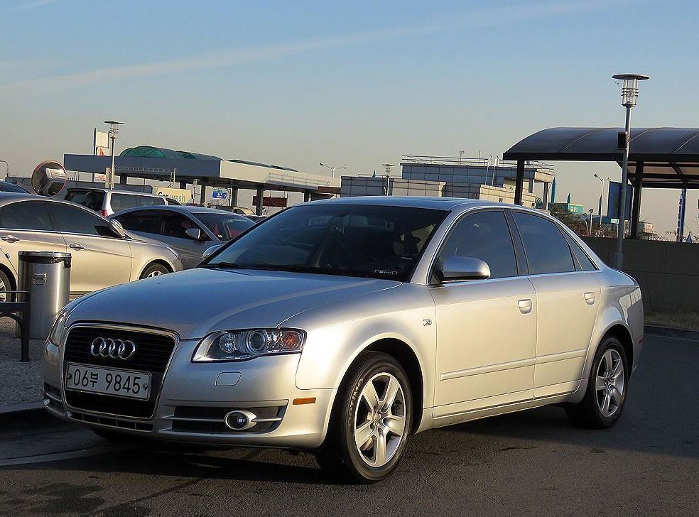 아우디 A4 1.8T 사진 2