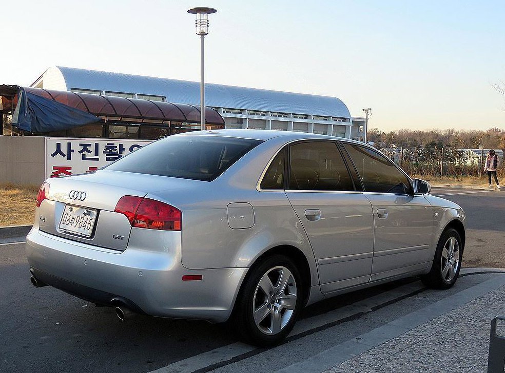 아우디 A4 1.8T 사진 4