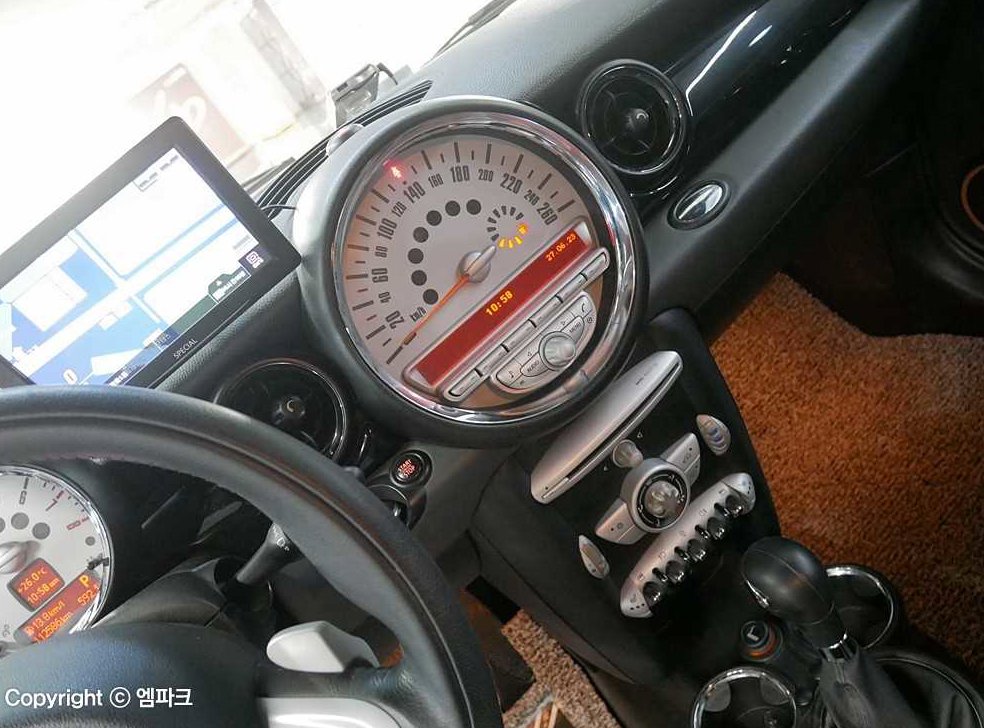 미니 클럽맨 기본형 사진 9