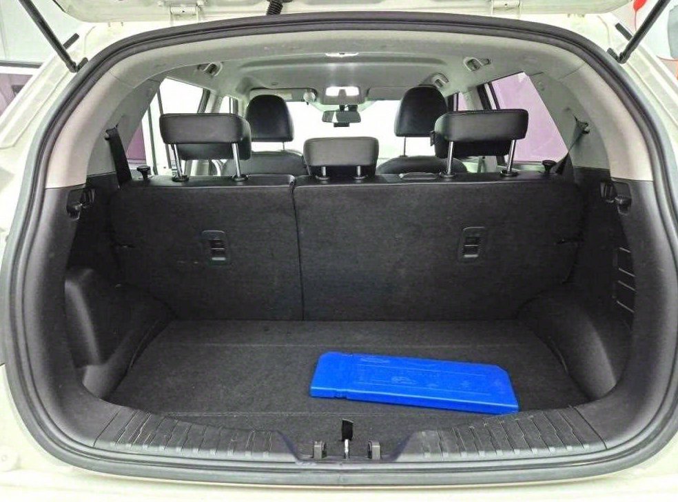 KG모빌리티(쌍용)  티볼리 디젤 2WD 1.6 LX 사진 13