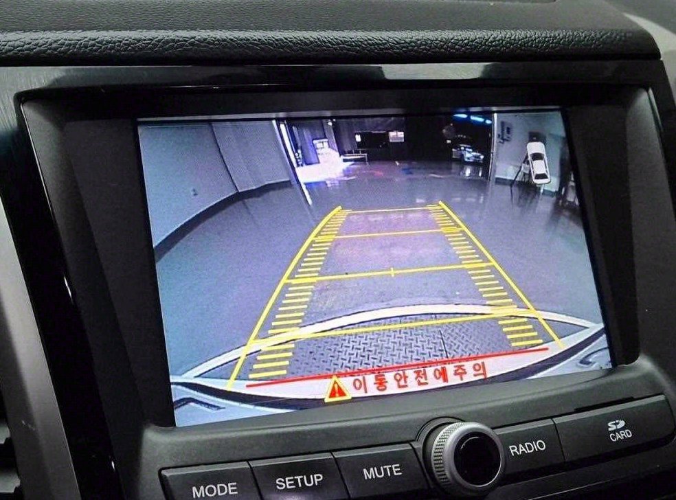 KG모빌리티(쌍용)  티볼리 디젤 2WD 1.6 LX 사진 16