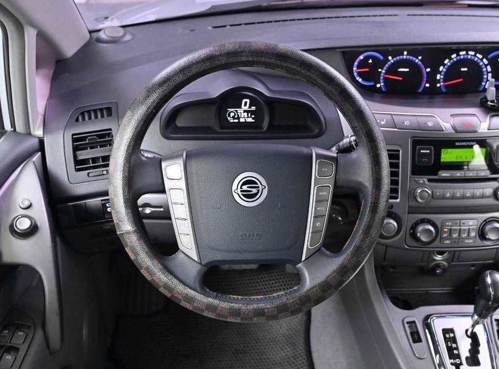 KG모빌리티(쌍용)  코란도 2WD LT 사진 13