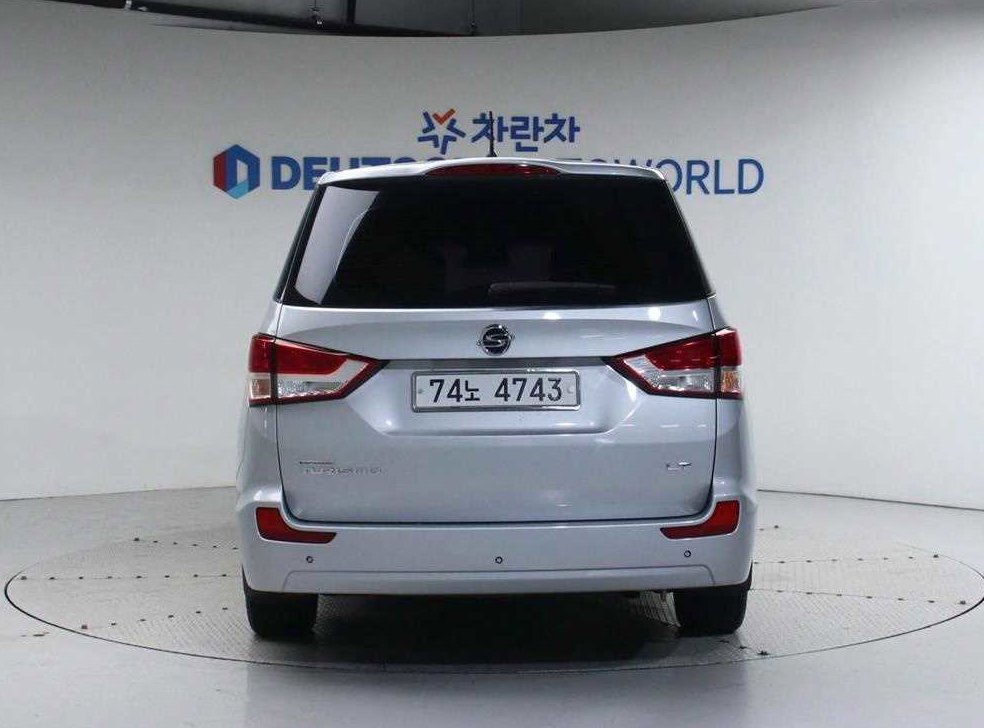 KG모빌리티(쌍용)  코란도 2WD LT 사진 4