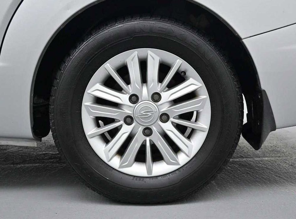 KG모빌리티(쌍용)  코란도 2WD LT 사진 5