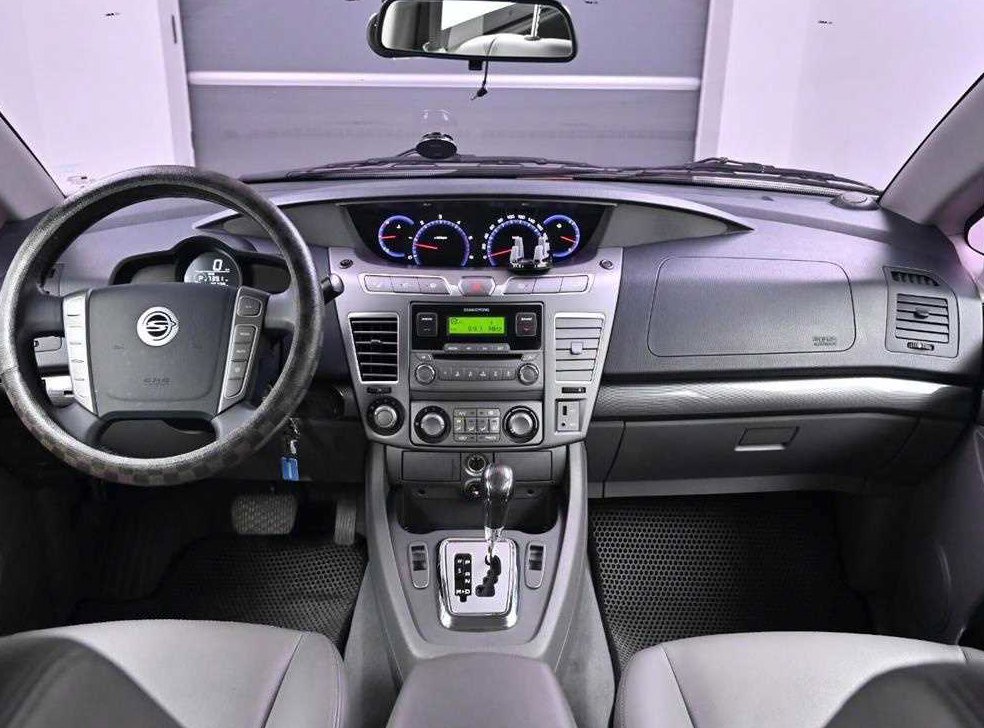 KG모빌리티(쌍용)  코란도 2WD LT 사진 7