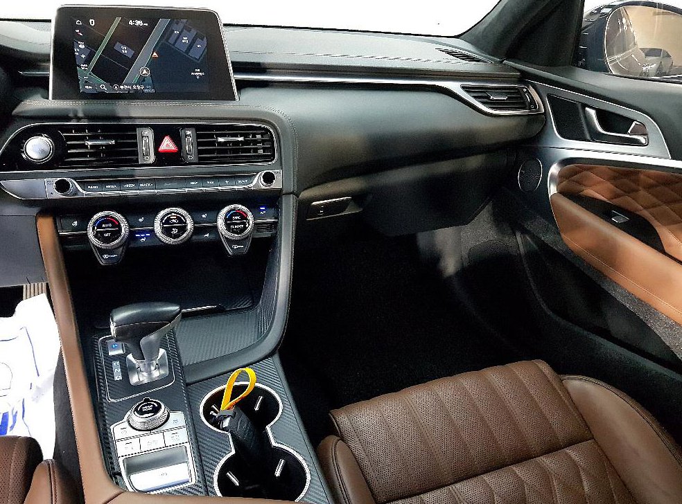 제네시스 G70 2.2D AWD 사진 10