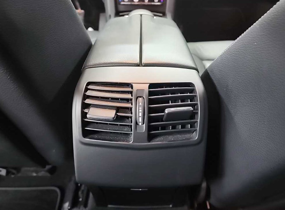 벤츠 E 클래스 E300 아방가르드 사진 13