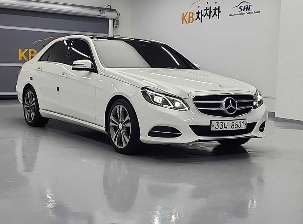 벤츠 E 클래스 E300 아방가르드 사진 4