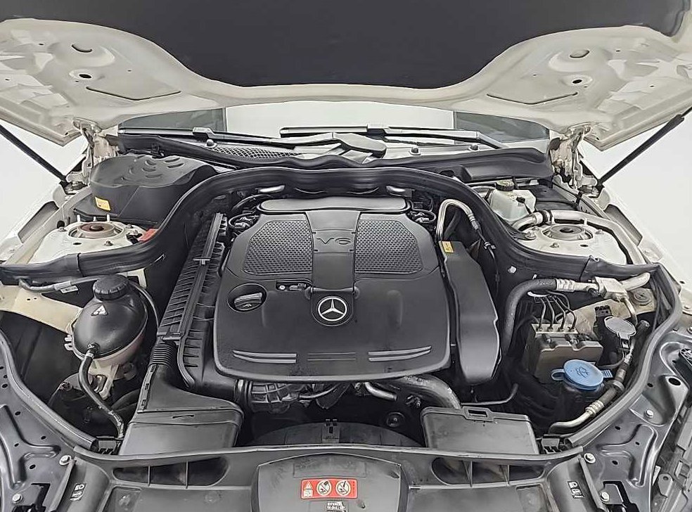 벤츠 E 클래스 E300 아방가르드 사진 5