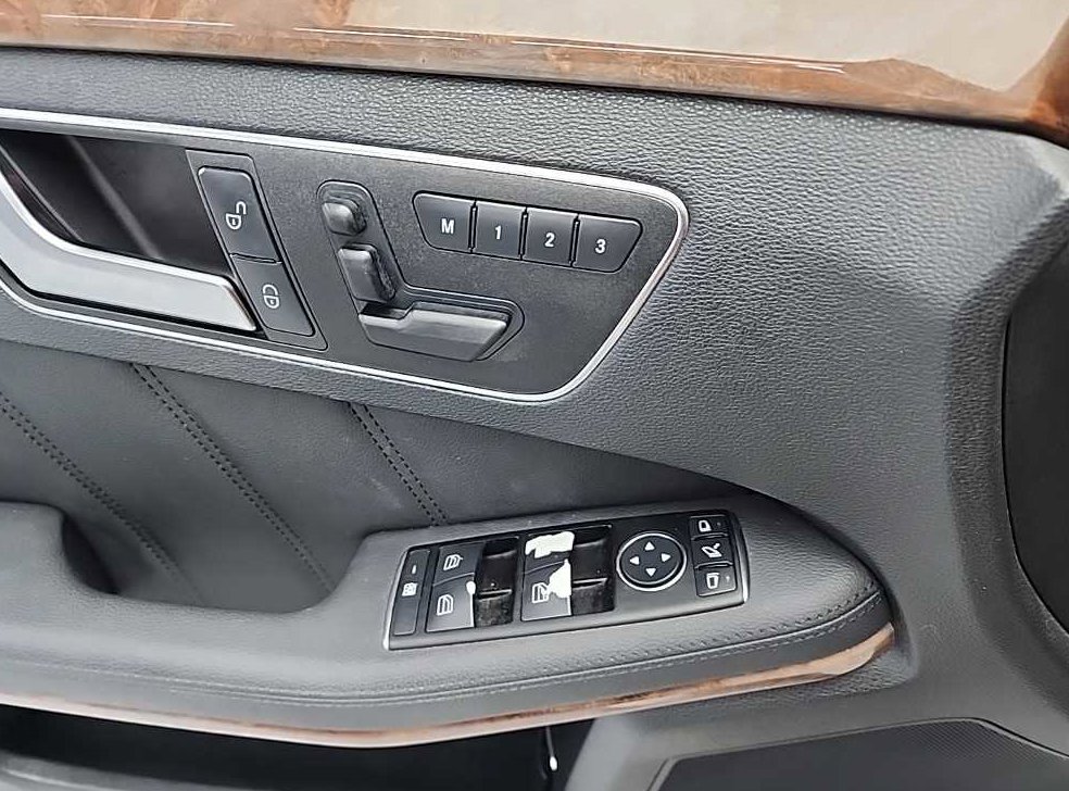 벤츠 E 클래스 E300 엘레강스 사진 16