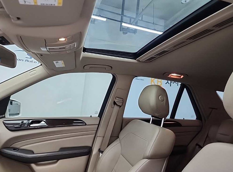 벤츠 M 클래스 ML250 블루텍 4매틱 사진 14