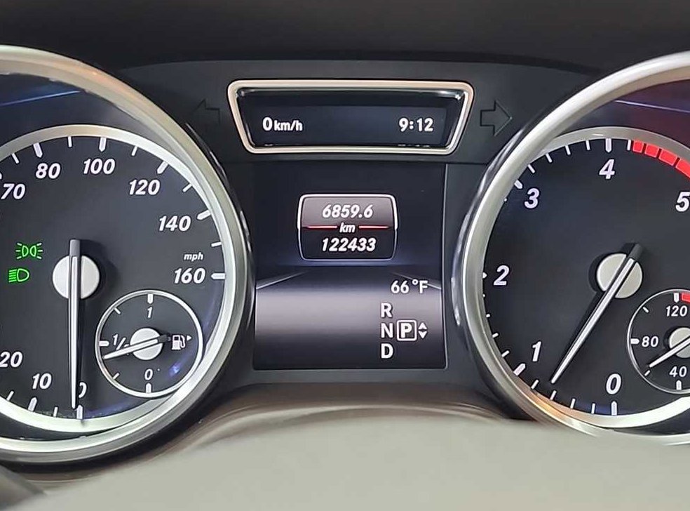 벤츠 M 클래스 ML250 블루텍 4매틱 사진 6