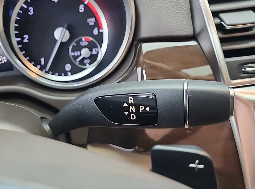 벤츠 M 클래스 ML250 블루텍 4매틱 사진 8