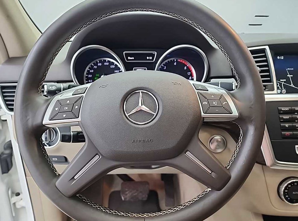 벤츠 M 클래스 ML250 블루텍 4매틱 사진 9