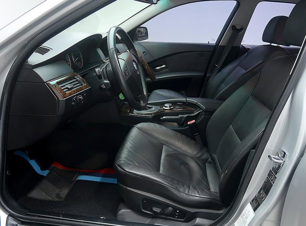 BMW 5시리즈 523i 사진 11