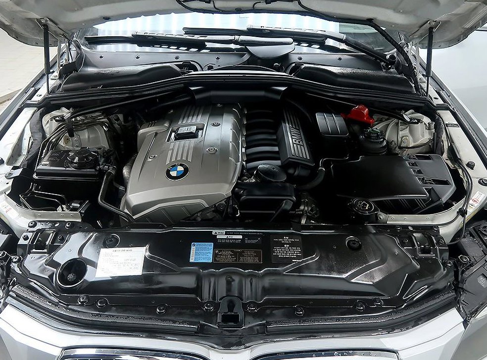 BMW 5시리즈 523i 사진 7