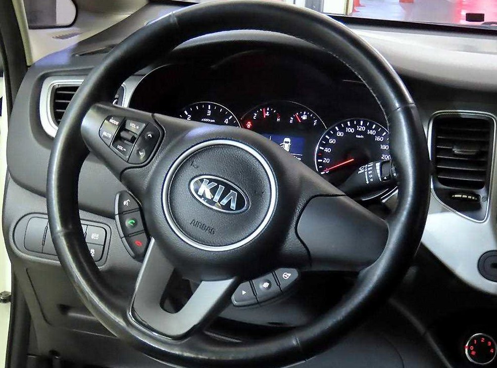 기아 카렌스 1.7 VGT 트렌디 사진 8