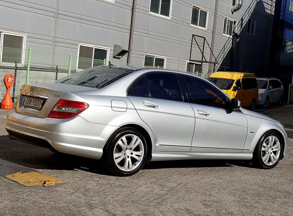 벤츠 C 클래스 C220 CDI 아방가르드 사진 4