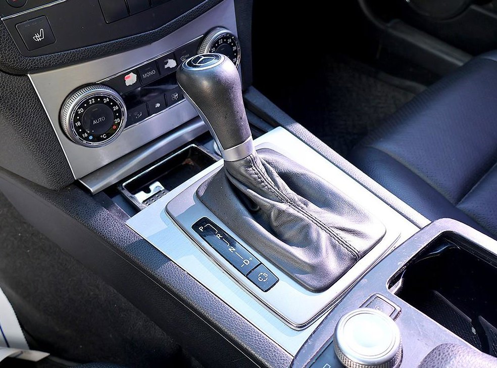 벤츠 C 클래스 C220 CDI 아방가르드 사진 6