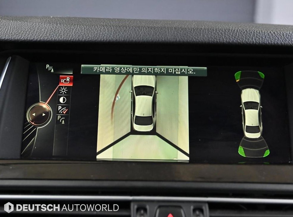 BMW 5시리즈 528i xDrive 사진 15
