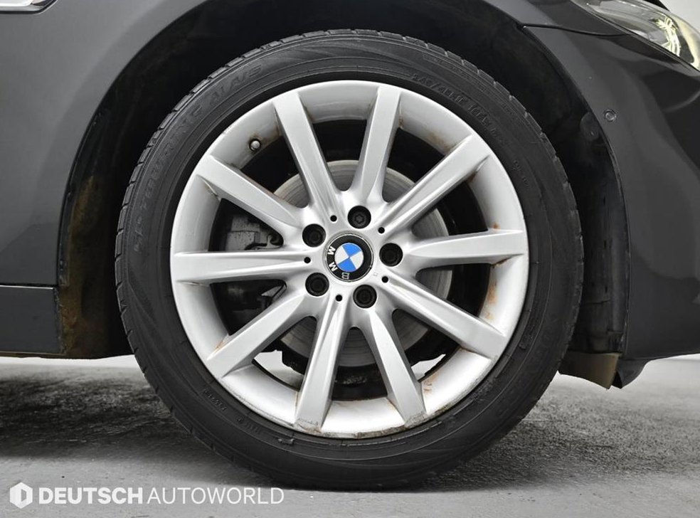 BMW 5시리즈 528i xDrive 사진 5